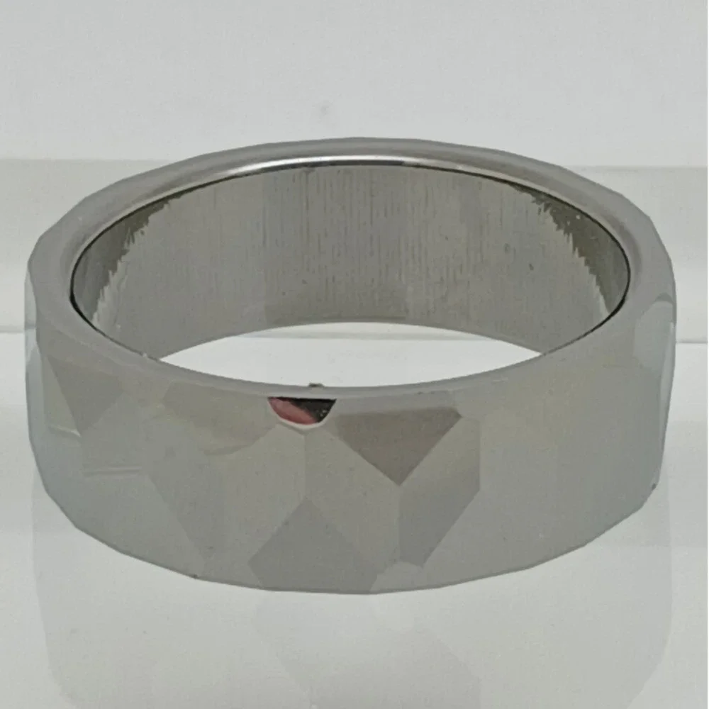 Vintage Tungsten Carbide Faceted Band Ring Mens Size 11.5 8mm Silver 90s Y2K NOS